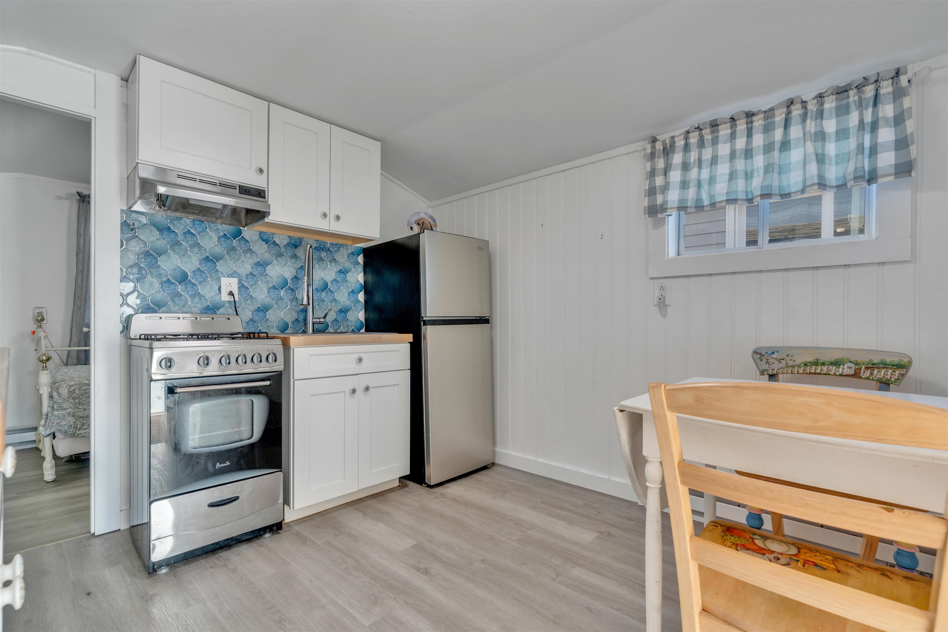 17 Johnson Avenue Hampton, NH 03842 - Photo 3 of 54