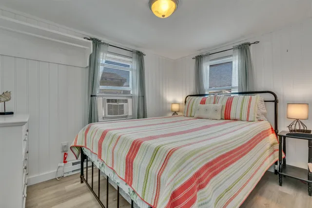 $586,500 | 17 Johnson Avenue, Hampton, NH 03842