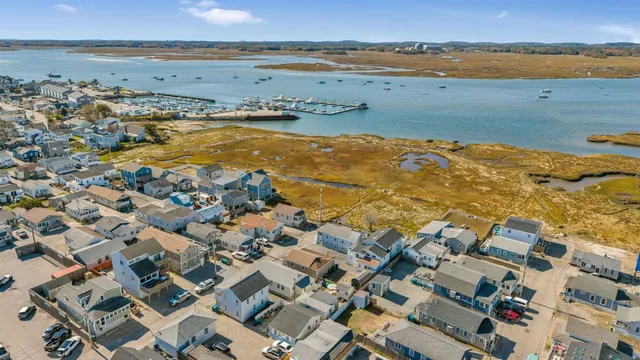 $586,500 | 17 Johnson Avenue, Hampton, NH 03842