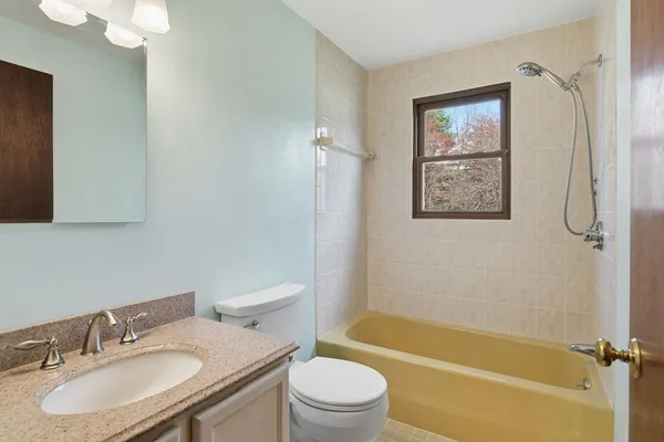 $440,000 | 10 Revere Road, Southwick, MA 01077