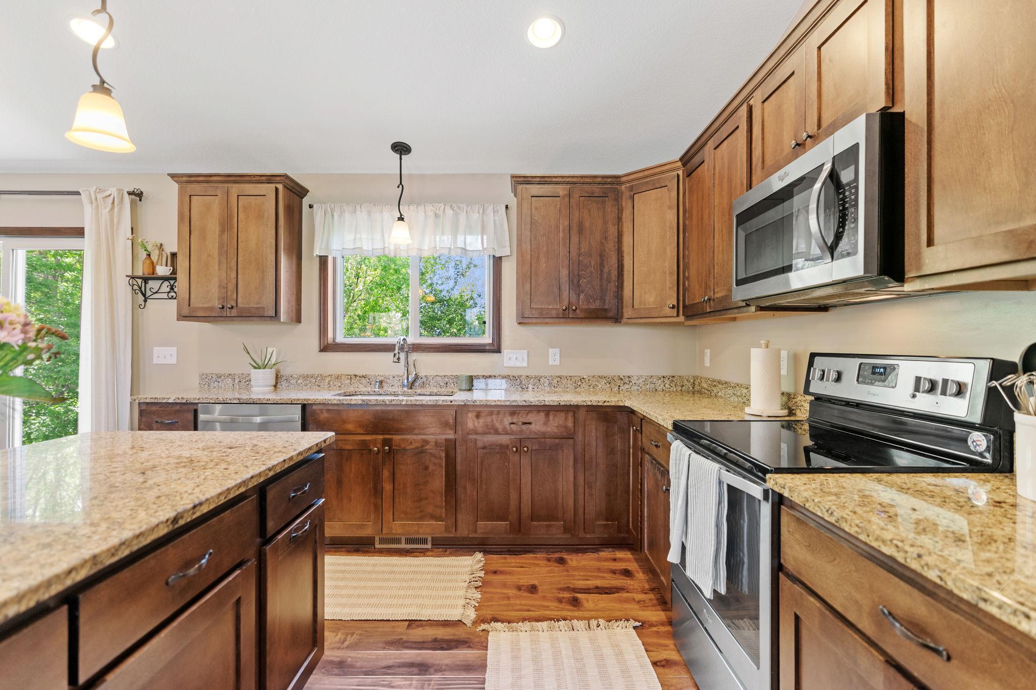 805 Cologne Lane Waverly, MN 55390 - Photo 5 of 58