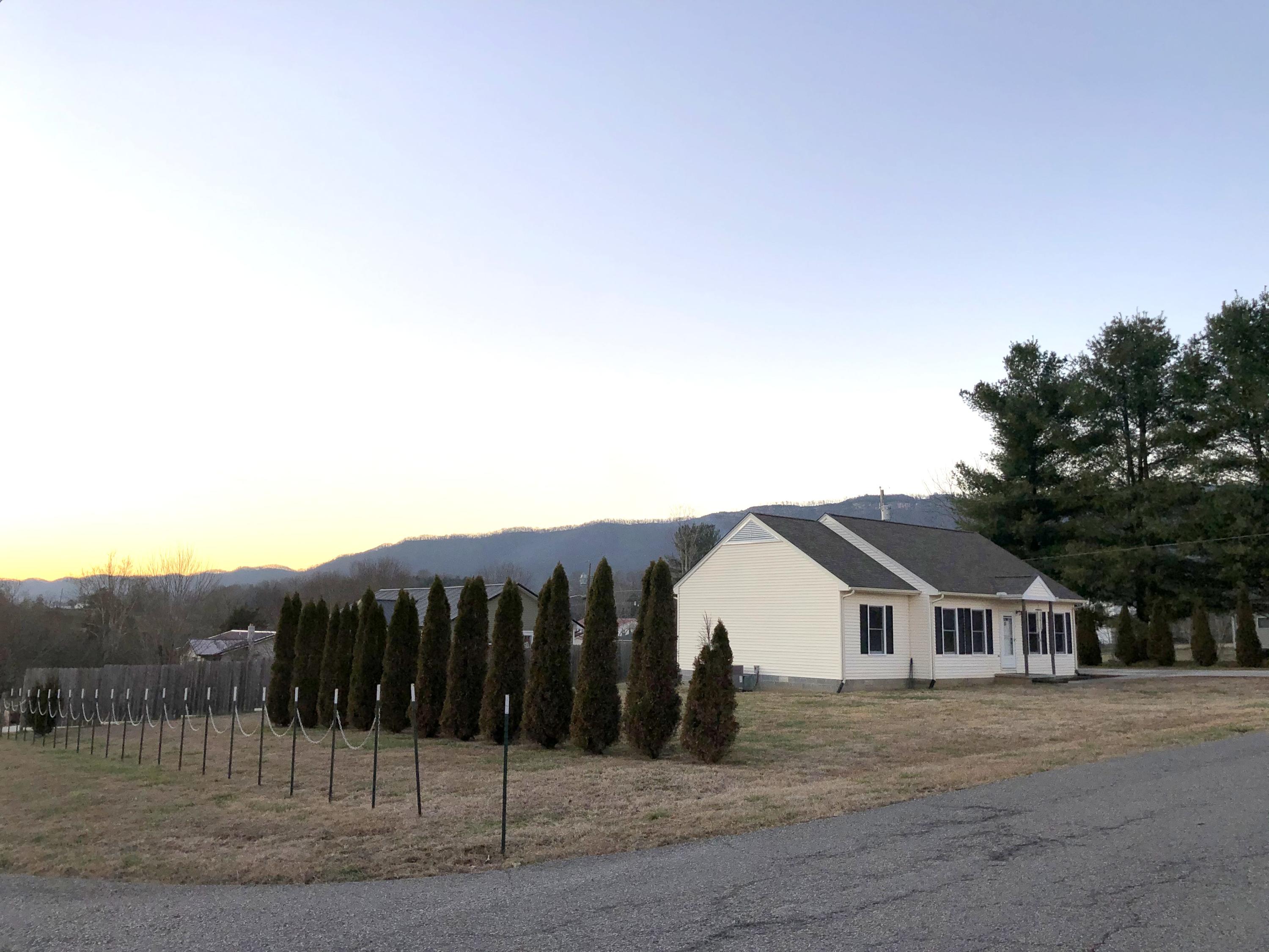 154 Valley View Road La Follette, TN 37766 - Photo 16 of 16 IMG_7132