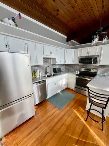 $3,200 | 21 Spruce Drive, Ashburnham, MA 01430