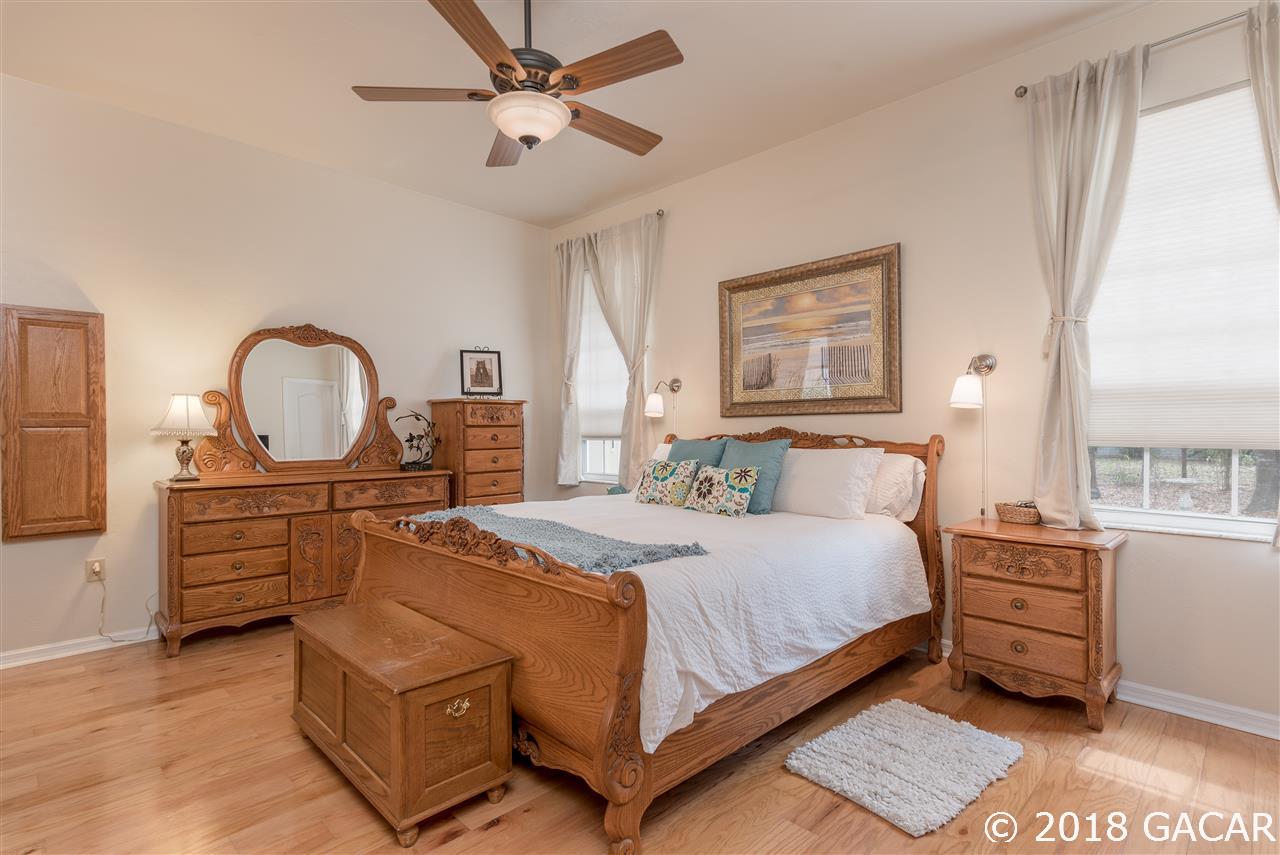 10107 Southwest 75th Way Gainesville, FL 32608 - Photo 11 of 23 Master Bedroom