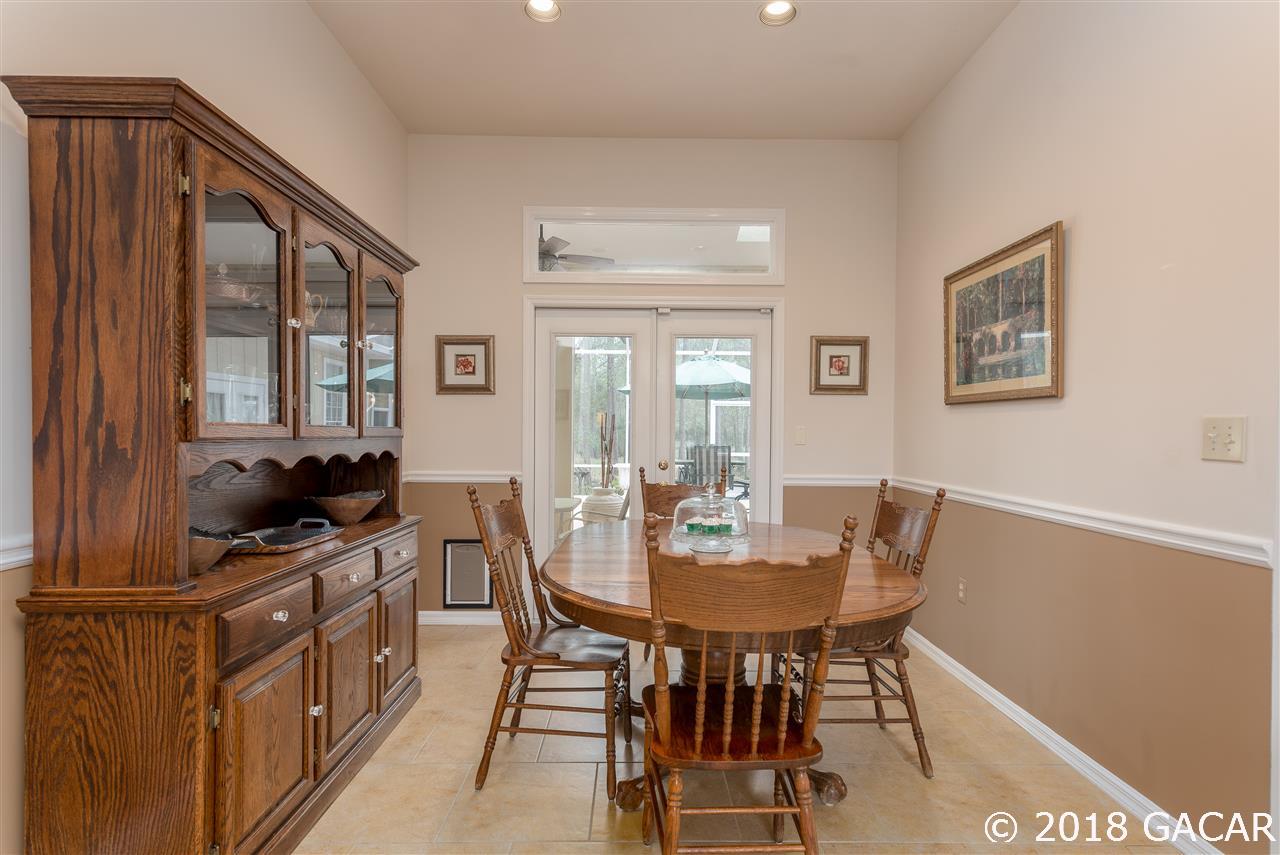 10107 Southwest 75th Way Gainesville, FL 32608 - Photo 5 of 23 Dining Room