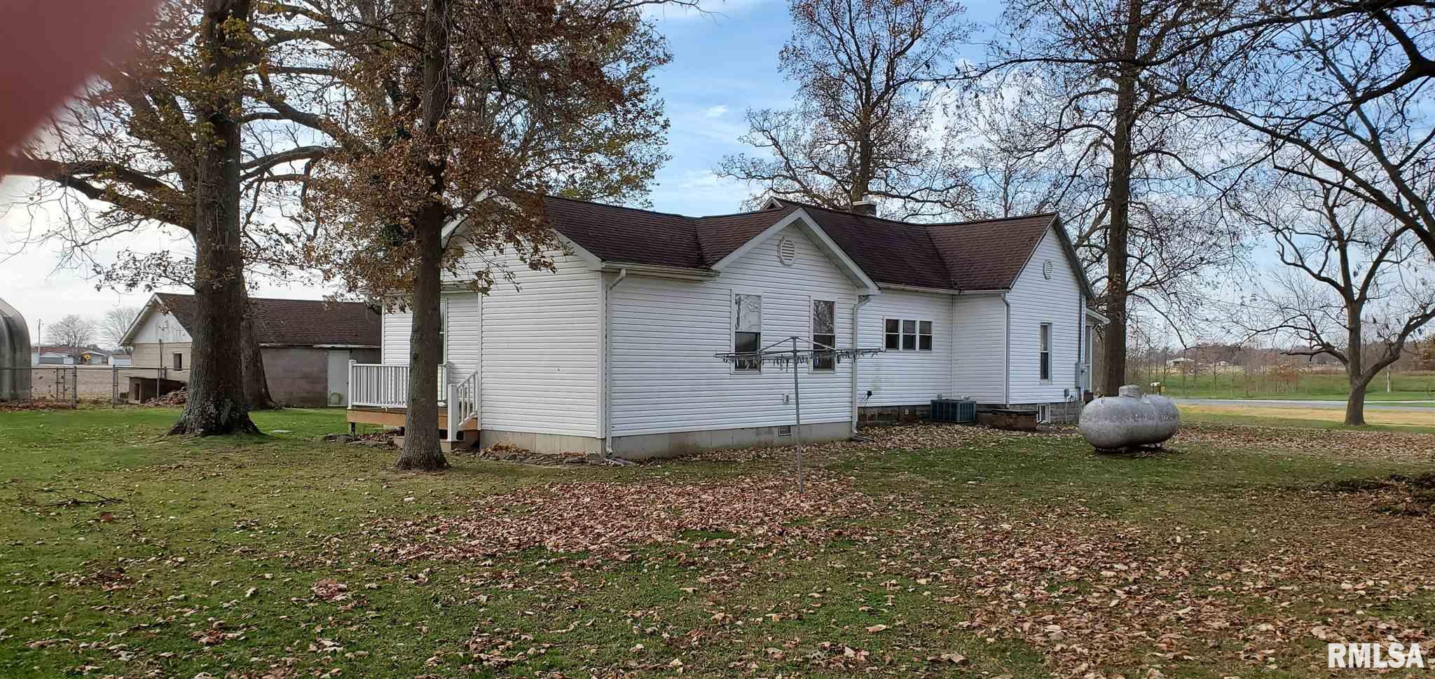 3794 Valier Carpet Road Tamaroa, IL 62888 - Photo 4 of 26