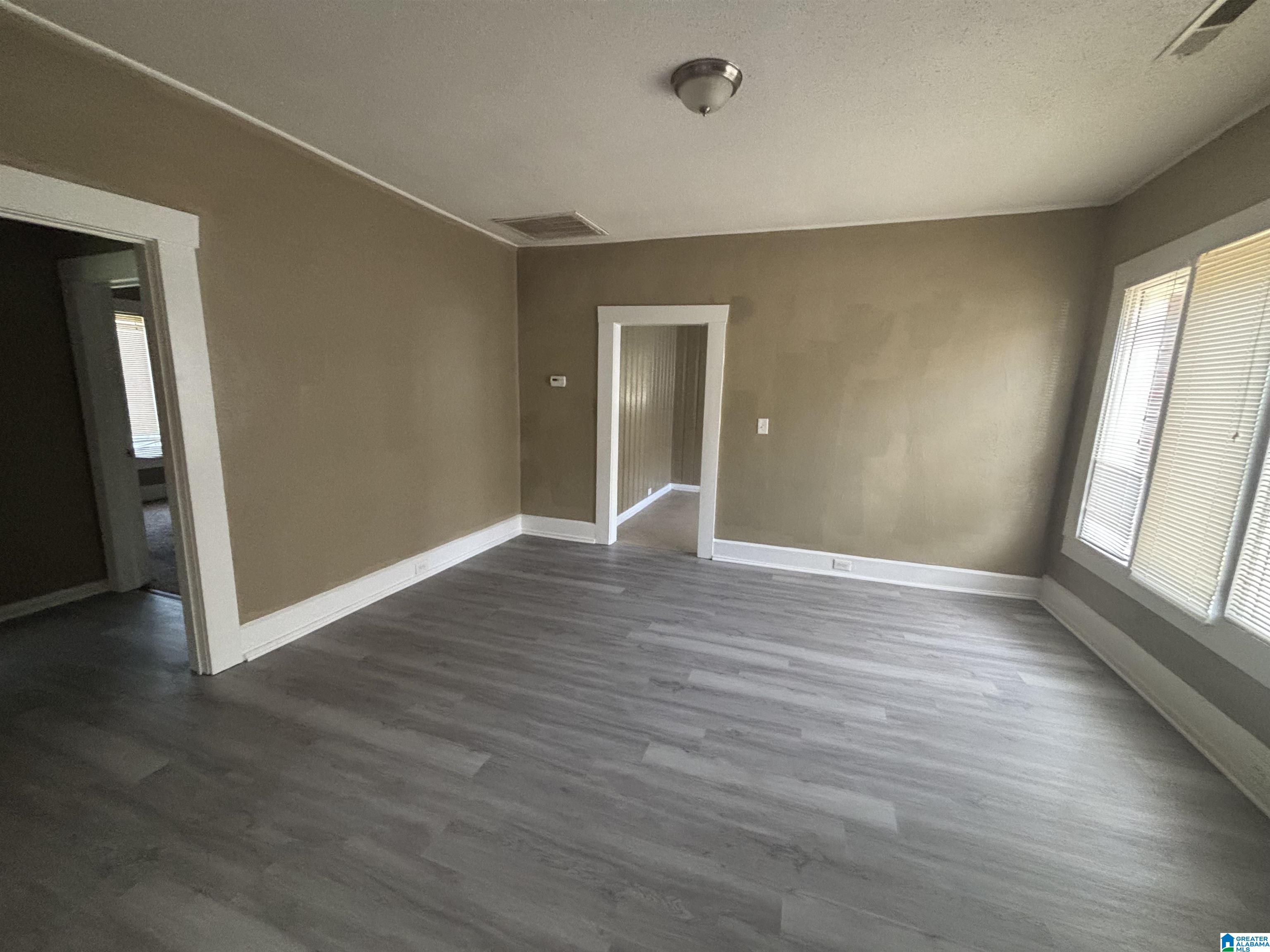 1204 15th Way Southwest Birmingham, AL 35211 - Photo 4 of 13