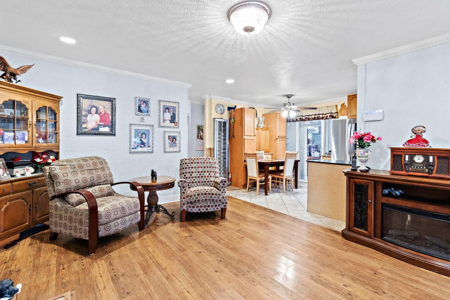 353 Senter Road San Jose, CA 95111 - Photo 8 of 27 Gallery Image 8