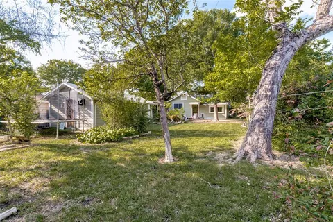 $250,000 | 1848 Oates Drive, Dallas, TX 75228