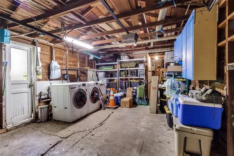 $250,000 | 1848 Oates Drive, Dallas, TX 75228