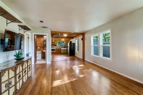 $250,000 | 1848 Oates Drive, Dallas, TX 75228