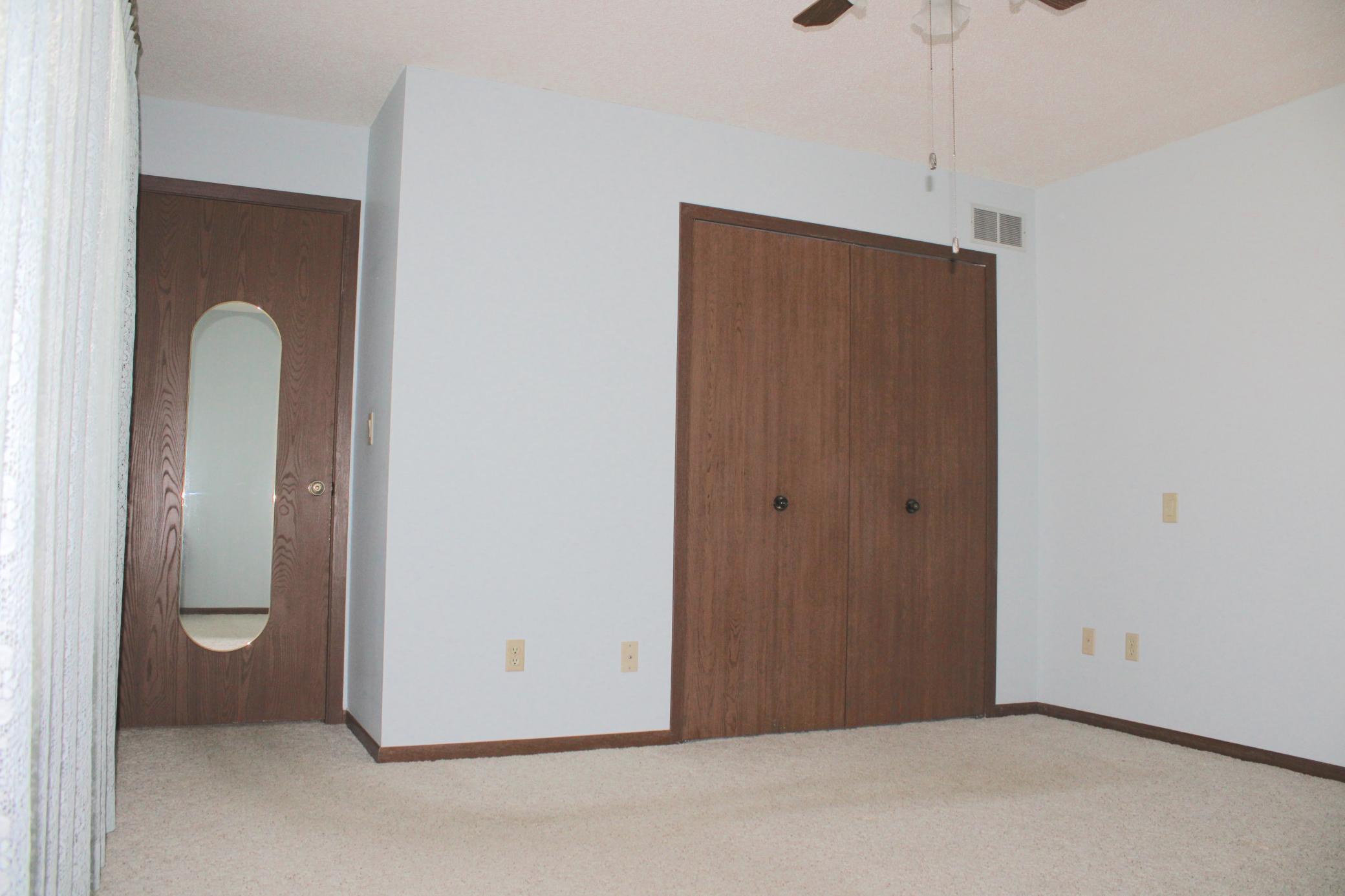 520 Graham Street Southwest Hutchinson, MN 55350 - Photo 13 of 28