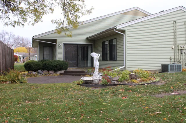 $235,000 | 520 Graham Street Southwest, Hutchinson, MN 55350