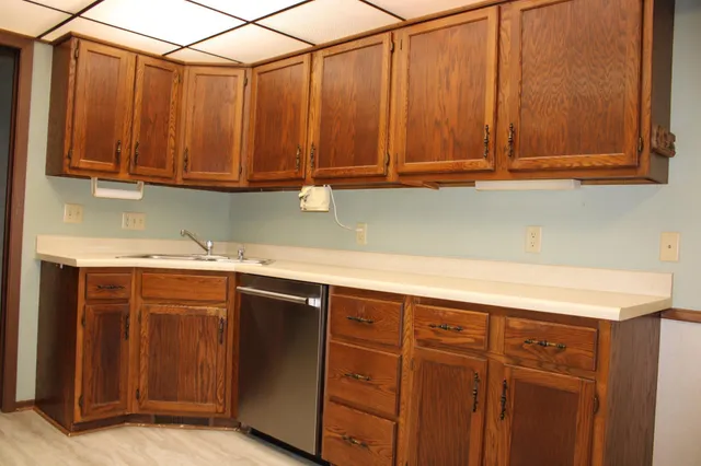 $235,000 | 520 Graham Street Southwest, Hutchinson, MN 55350