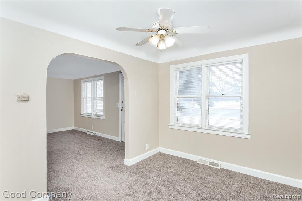 1295 East Auburn Road Rochester Hills, MI 48307 - Photo 5 of 25