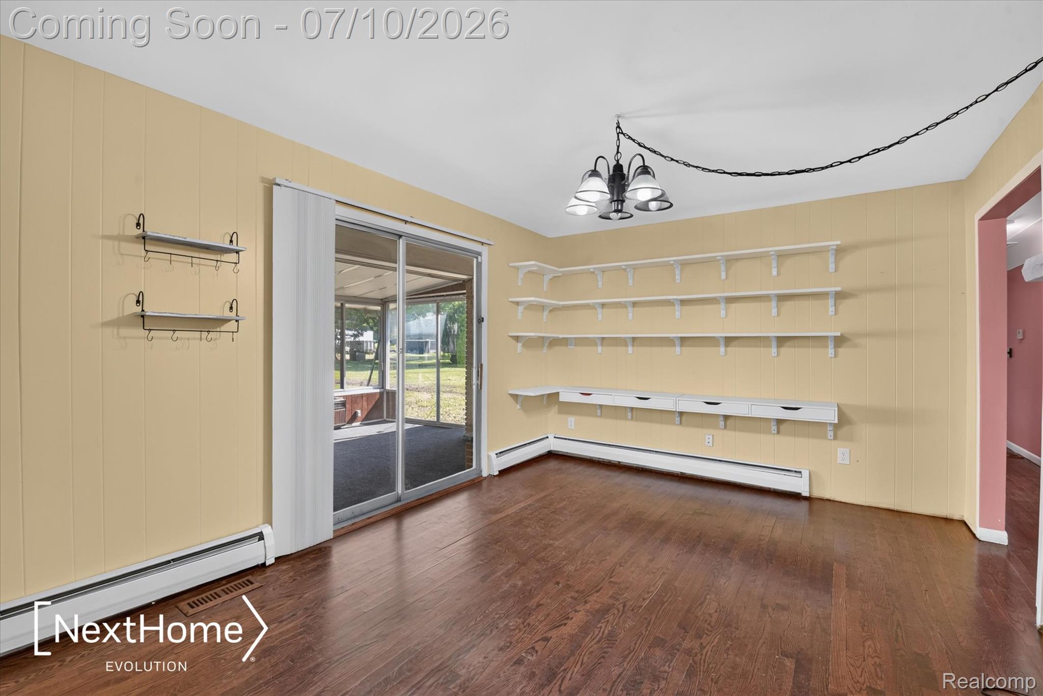 33950 Ecorse Road Romulus, MI 48174 - Photo 11 of 39 13-13-33950-Encore-Ct-Scio-Township-WindowStill.jpg