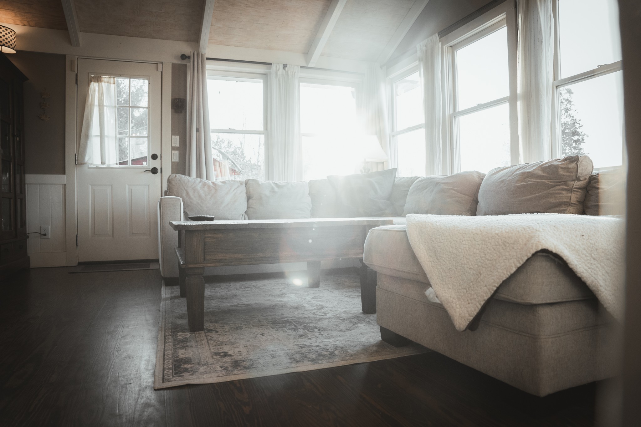 7515 Pewitt Road Franklin, TN 37064 - Photo 51 of 96 a living room with furniture and a large window