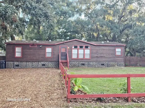 $2,000 | 10605 2nd Street, Thonotosassa, FL 33592