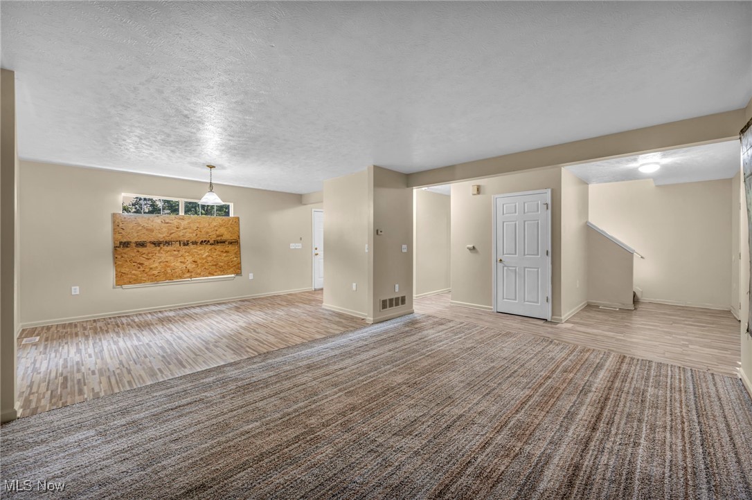7011 Colfax Road Cleveland, OH 44104 - Photo 3 of 35