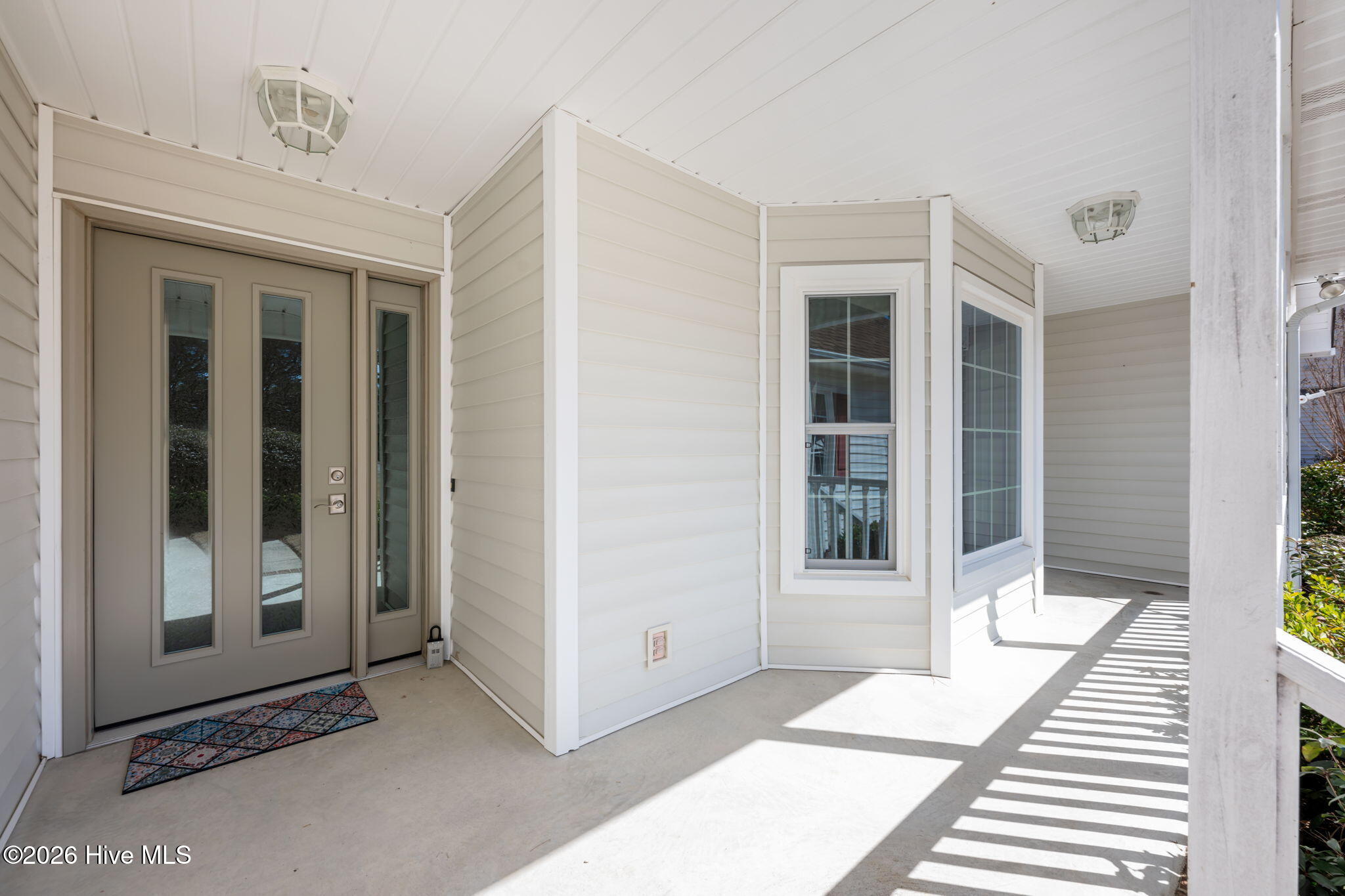 205 Dobbs Spaight Road New Bern, NC 28562 - Photo 10 of 49 Front porch is concrete
