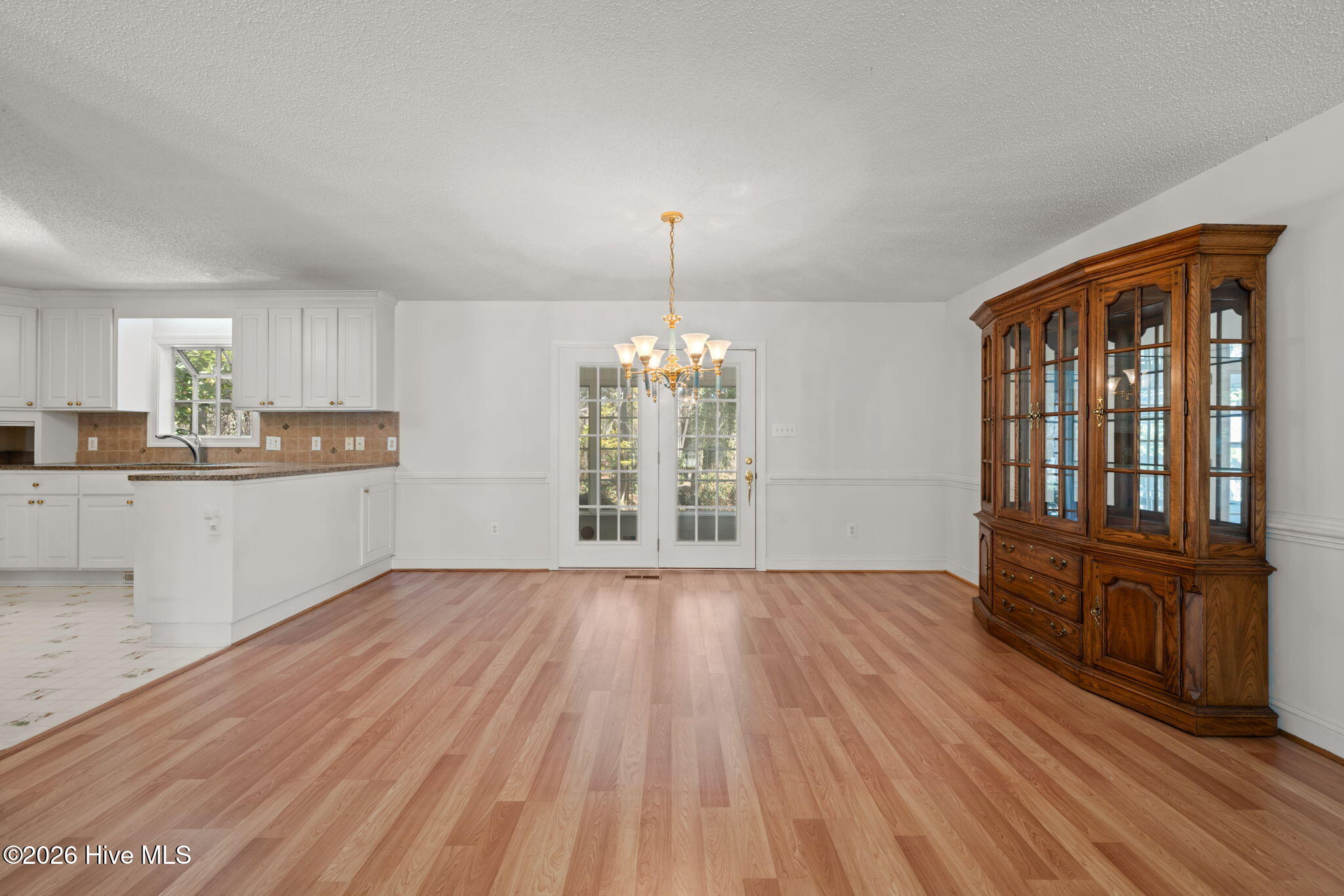 205 Dobbs Spaight Road New Bern, NC 28562 - Photo 15 of 49 Dinning room