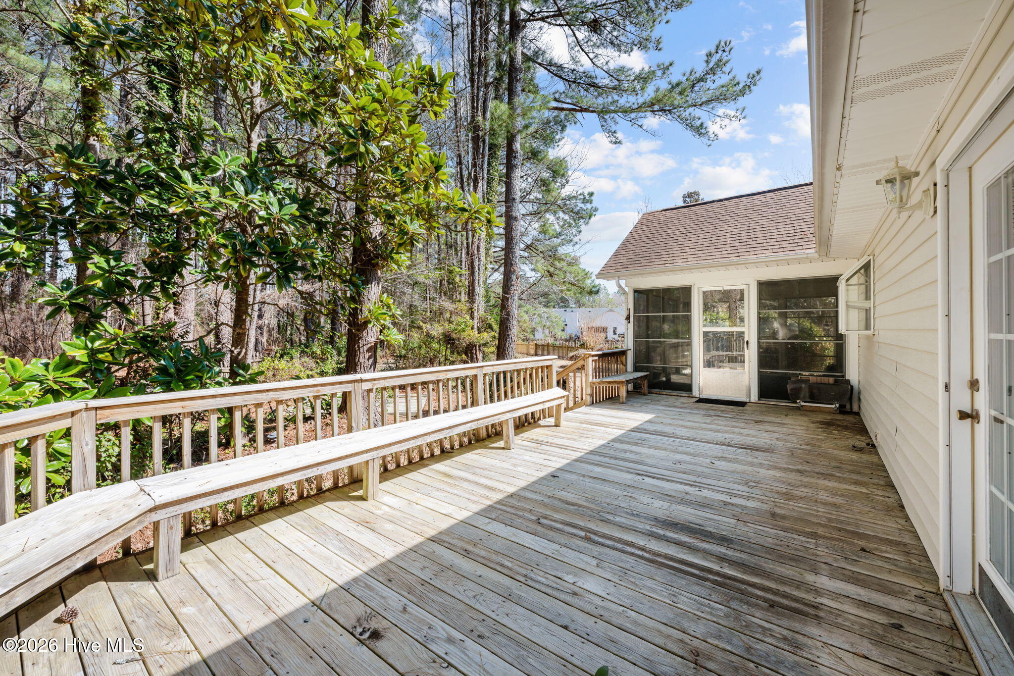 205 Dobbs Spaight Road New Bern, NC 28562 - Photo 25 of 49 Built in seating