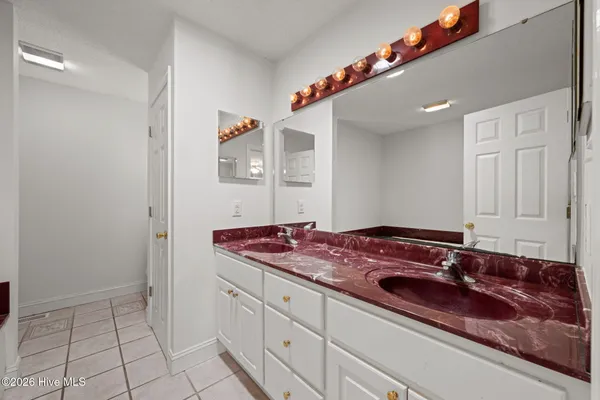 $372,000 | 205 Dobbs Spaight Road, New Bern, NC 28562