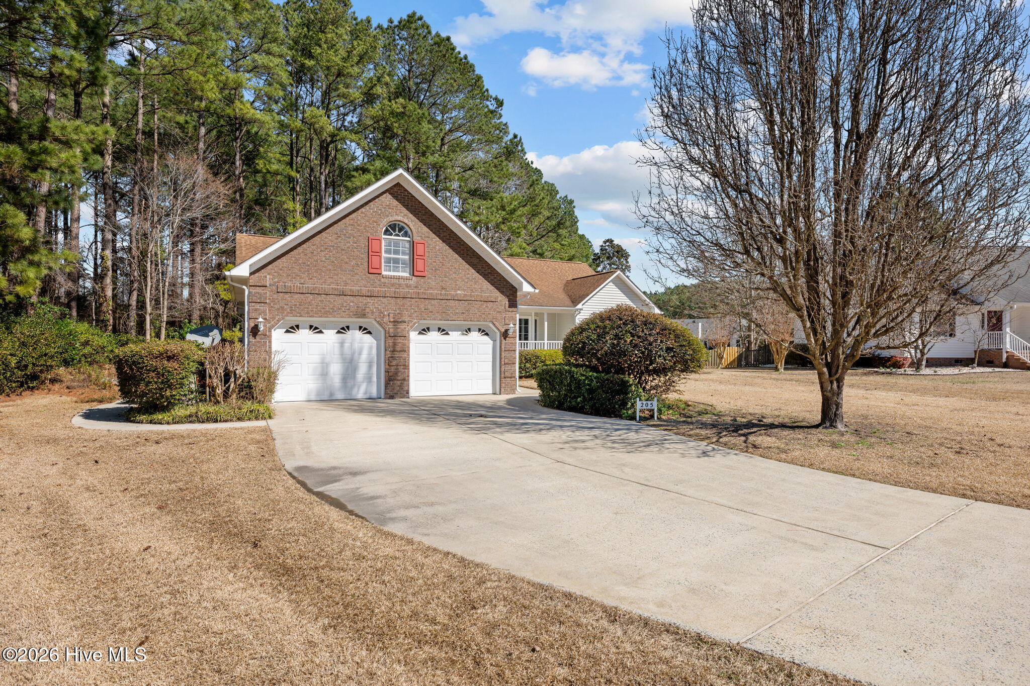 205 Dobbs Spaight Road New Bern, NC 28562 - Photo 41 of 49 Established landscaping