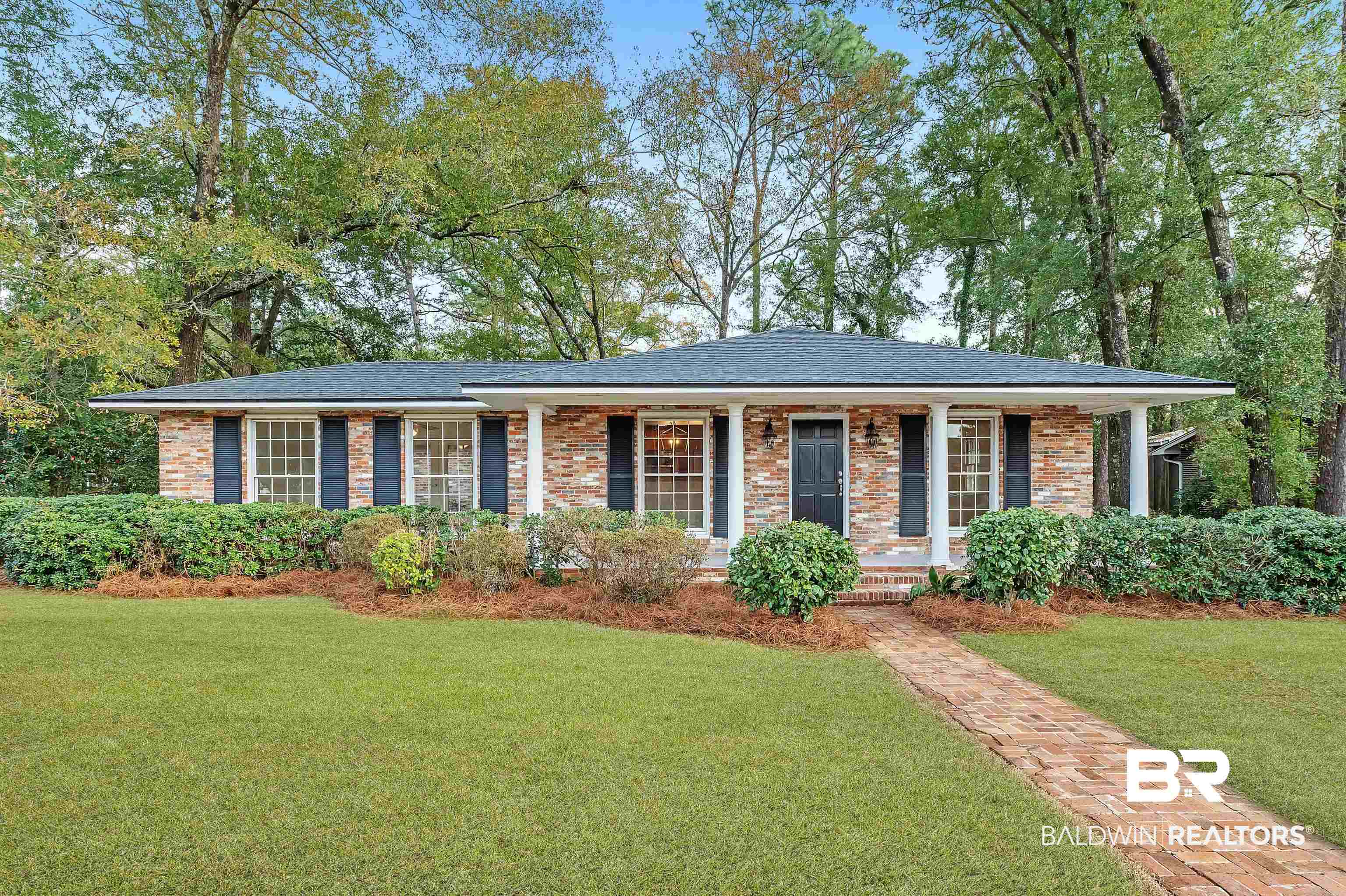 371 Francilla Circle Fairhope, AL 36532 - Photo 1 of 50 Main View