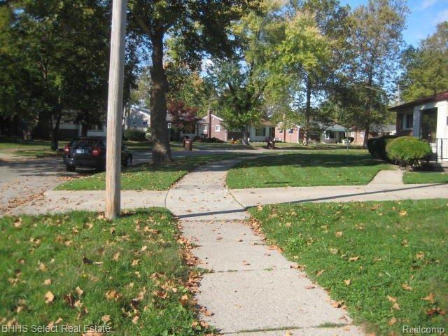 30010 Grandview Street Inkster, MI 48141 - Photo 3 of 15 IMG_2038.JPG