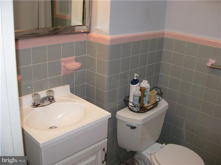 7705 Dungan Road Philadelphia, PA 19111 - Photo 9 of 17 Gallery Image 9