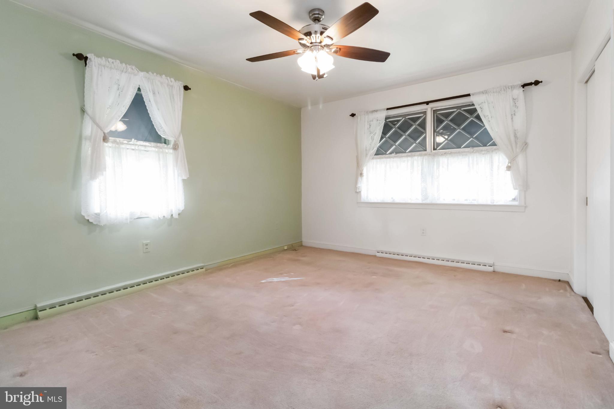 804 Highland Avenue Gettysburg, PA 17325 - Photo 15 of 27 Bright and airy primary bedroom