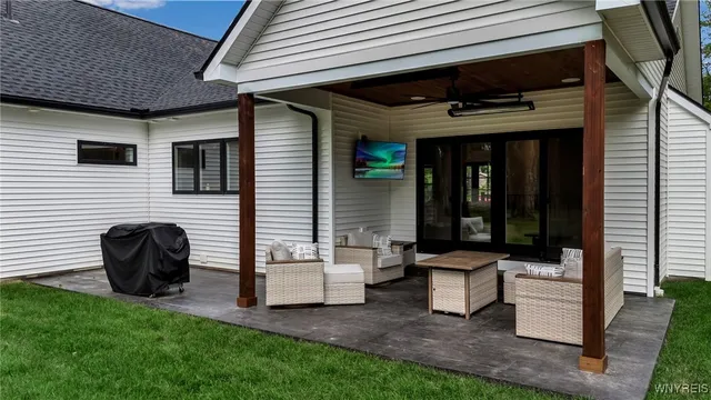 $899,900 | 174 Muegel Road, East Amherst, NY 14051