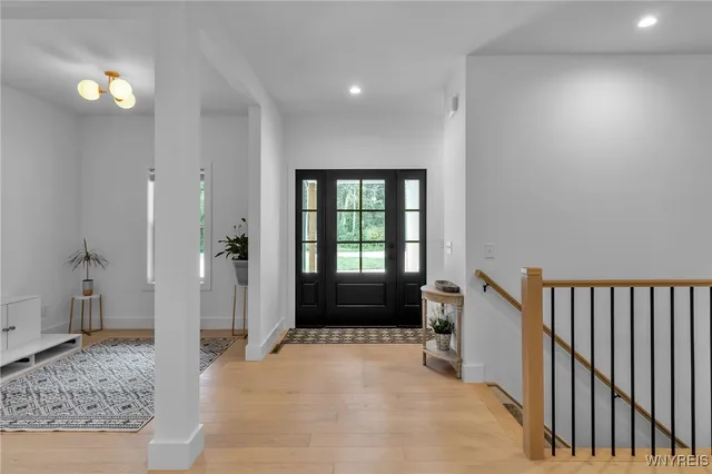 $899,900 | 174 Muegel Road, East Amherst, NY 14051