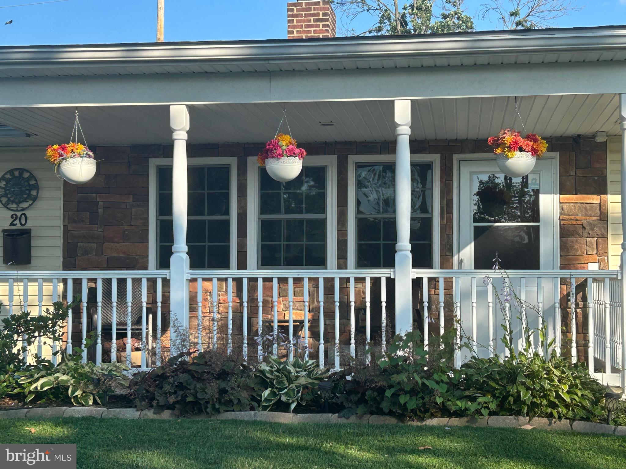 20 Oldbrook Road Levittown, PA 19057 - Photo 3 of 17