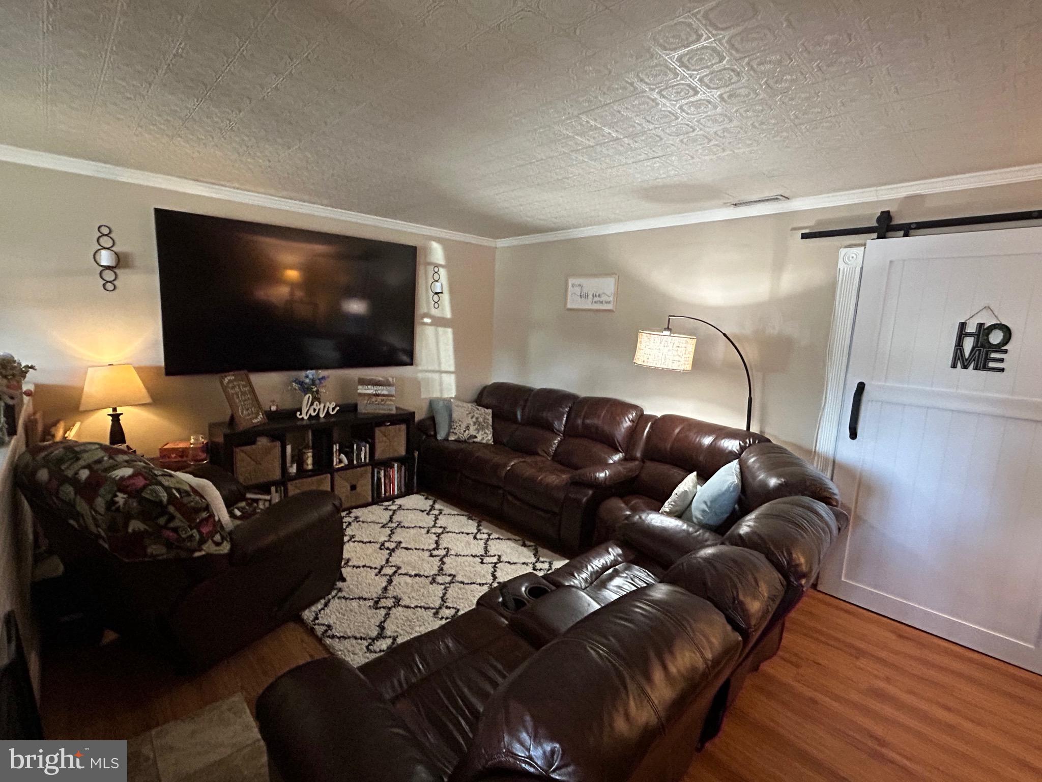 20 Oldbrook Road Levittown, PA 19057 - Photo 9 of 17