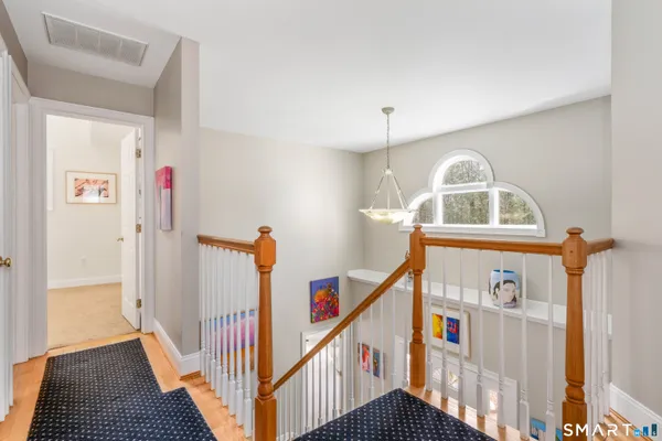 $799,900 | 35 Hanson Road, Canton, CT 06019