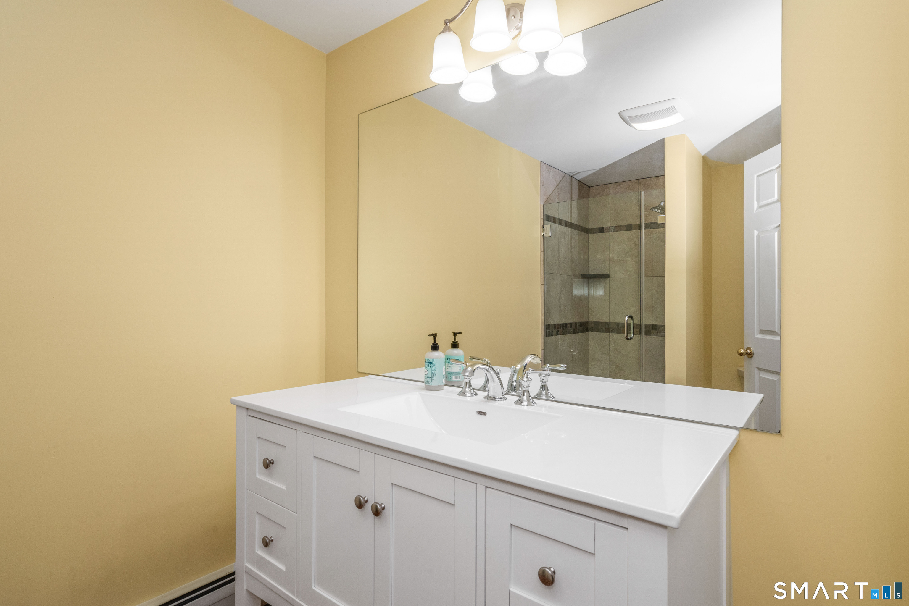 35 Hanson Road Canton, CT 06019 - Photo 31 of 40