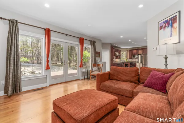 $799,900 | 35 Hanson Road, Canton, CT 06019