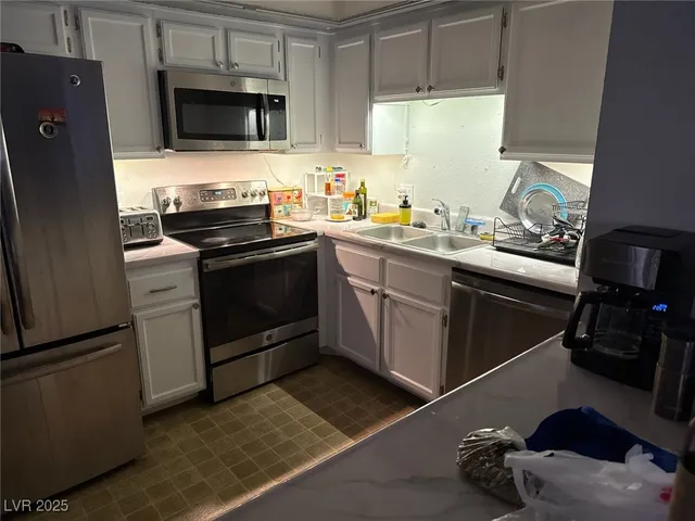 $1,395 | 900 Boulder Springs Drive, Unit 201, Las Vegas, NV 89128