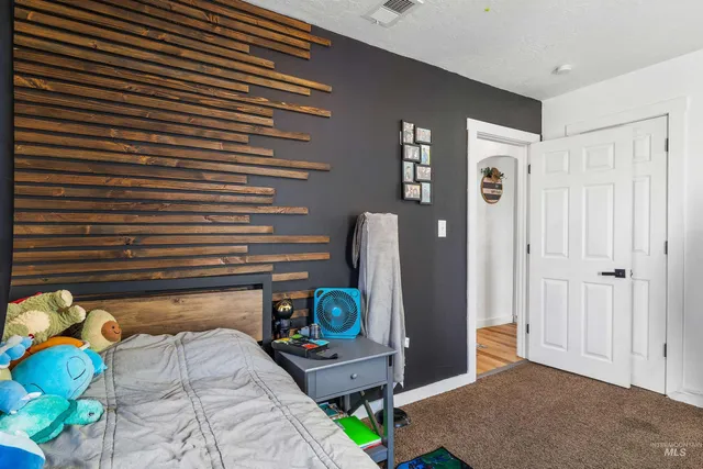 $299,000 | 830 Idaho Street, Filer, ID 83328