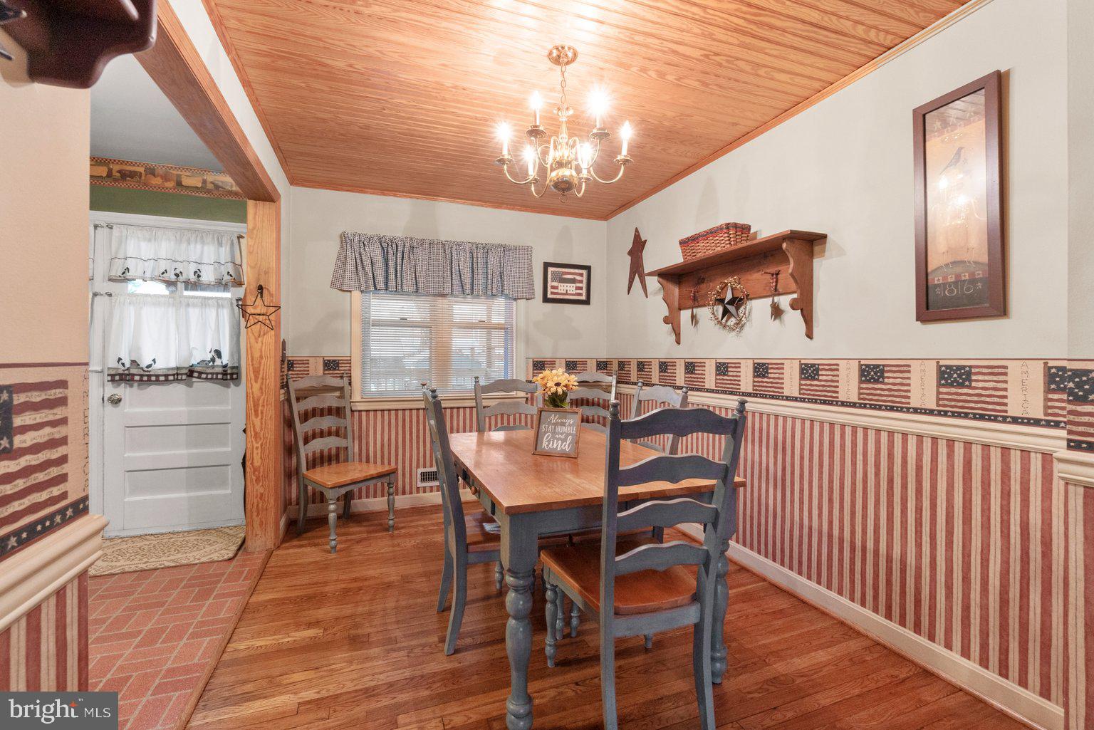 2004 Holborn Road Dundalk, MD 21222 - Photo 6 of 29