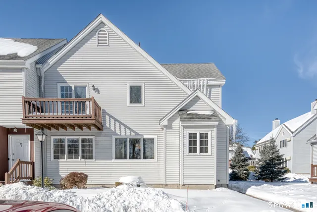 $212,000 | 54C Eastbrook Heights, Unit A, Mansfield, CT 06250