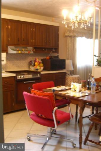 2921 Craiglawn Road Silver Spring, MD 20904 - Photo 5 of 29 Kitchen
