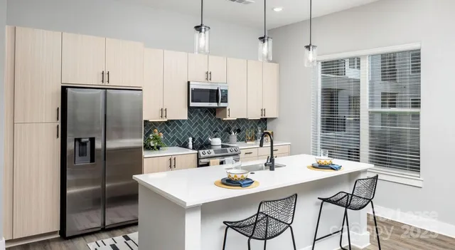 $1,507 | 1015 North Alexander Street, Unit A0, Charlotte, NC 28206