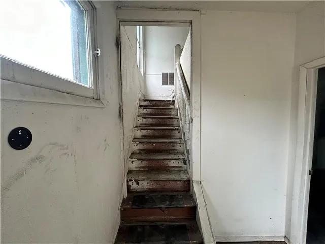 $115,000 | 208 Delp Street, Pittsburgh, PA 15202