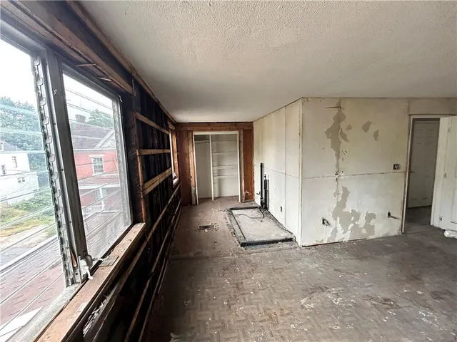 $115,000 | 208 Delp Street, Pittsburgh, PA 15202