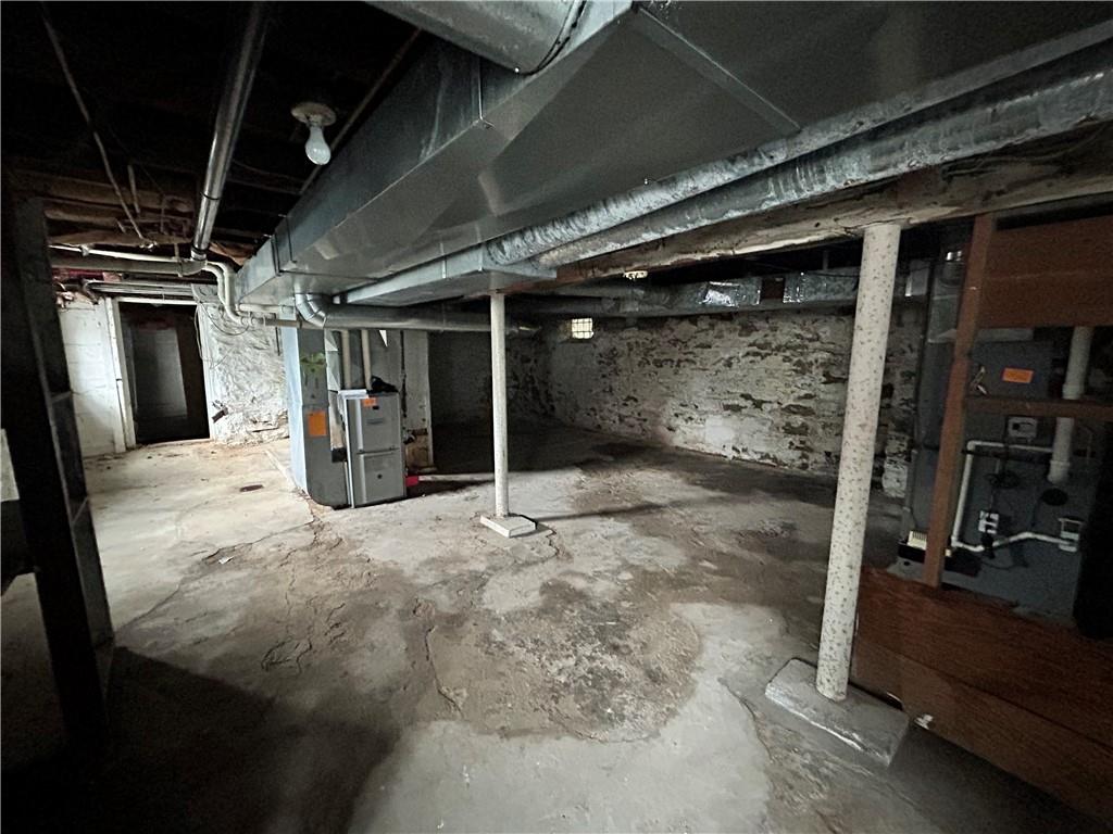 208 Delp Street Pittsburgh, PA 15202 - Photo 25 of 30 a view of a garage