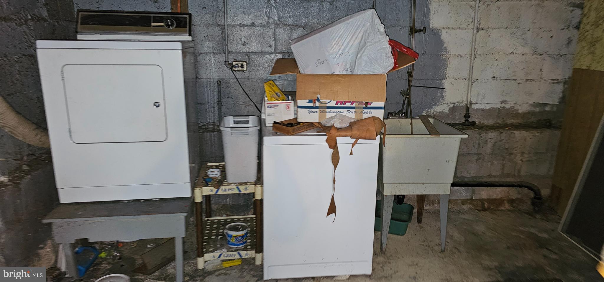 910 North Point Road Baltimore, MD 21224 - Photo 34 of 52 Gallery Image 34