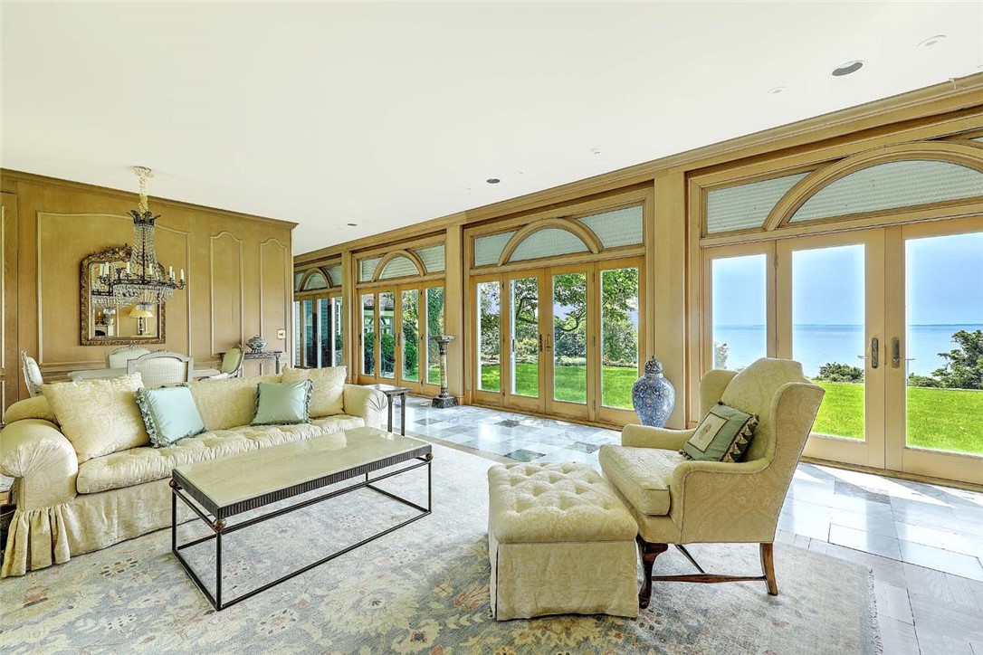 69 Nayatt Road Barrington, RI 02806 - Photo 12 of 49